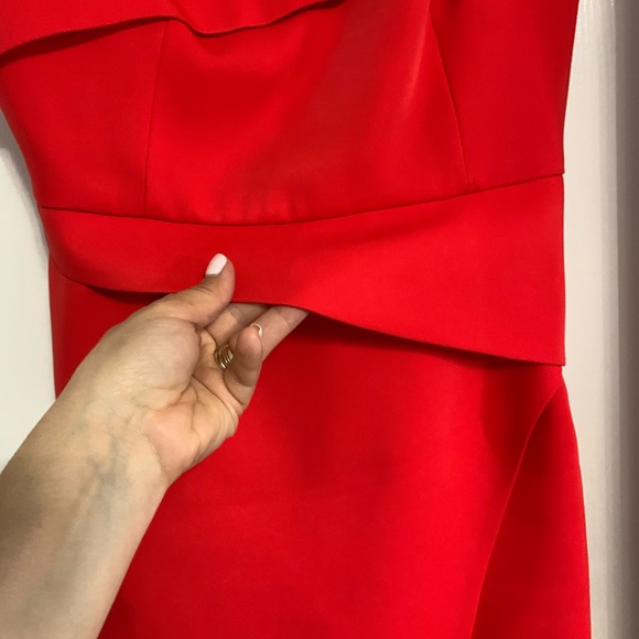 BCBG Max Azria beautiful red cocktail one shoulder dress, size US 10. - Picture 4 of 8
